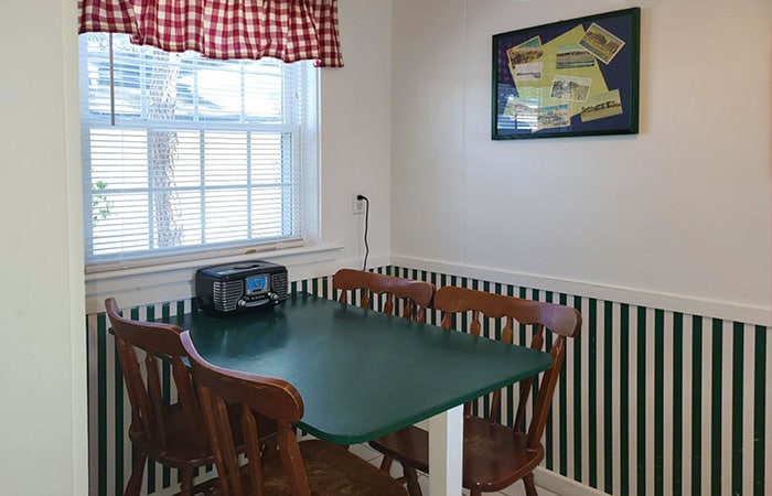 White Lamb Cottage table
